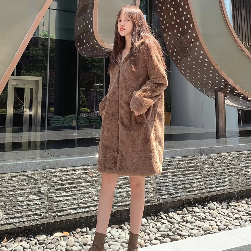 PB&ZA Women Coat Autumn Winter Faux Fur Fluffy Jacket Hooded Fleece Outerwear Mid-length Loose Overcoat Vintage Clothes 631822
PB&ZA Women Coat Autumn Winter Faux Fur Fluffy Jacket Hooded Fleece Outerwear Mid-length Loose Overcoat Vintage Clothes 631822