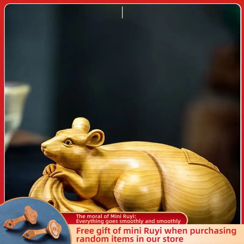 

Cliff Cypress Wood Carved Originality【Mouse-amass Fortunes】Bring Wealth Home Decoration Office Accessories Car Ornaments 8CM