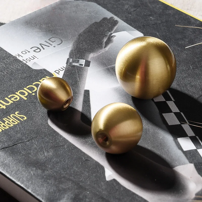 Drawer Knobs Modern Minimalist Pure Copper Wardrobe Puller Brass Cabinet Drawer Handle Gold Ball Cabinet Door Single-hole Hand
Drawer Knobs Modern Minimalist Pure Copper Wardrobe Puller Brass Cabinet Drawer Handle Gold Ball Cabinet Door Single-hole Hand