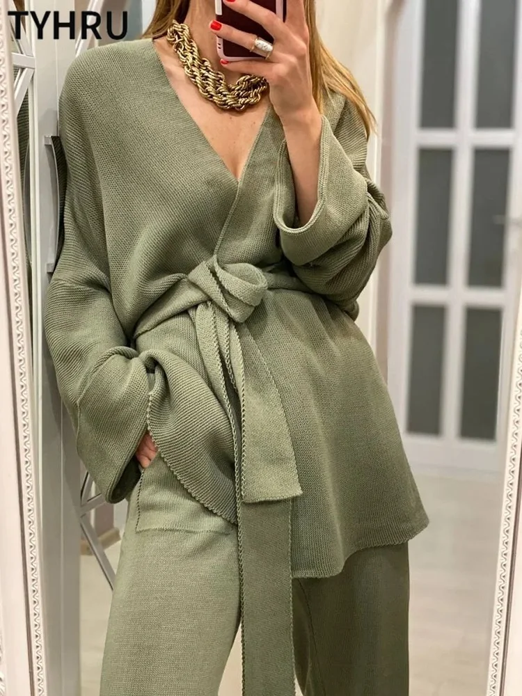 TYHRU Women’s Knitted Pants Suits Office Work V-neck Belted Long Cardigans Sweaters +Wide Leg Trousers 2 Pieces Sets Tracksuits 
TYHRU Women’s Knitted Pants Suits Office Work V-neck Belted Long Cardigans Sweaters +Wide Leg Trousers 2 Pieces Sets Tracksuits