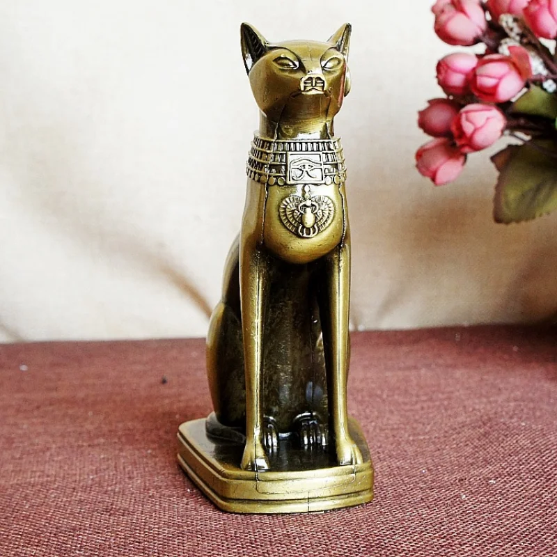 Египетский Bastet коллекционная фигурка, Статуя Кошки богини, египетское украшение, металлическая статуя животного, украшение для гостиной
Египетский Bastet коллекционная фигурка, Статуя Кошки богини, египетское украшение, металлическая статуя животного, украшение для гостиной