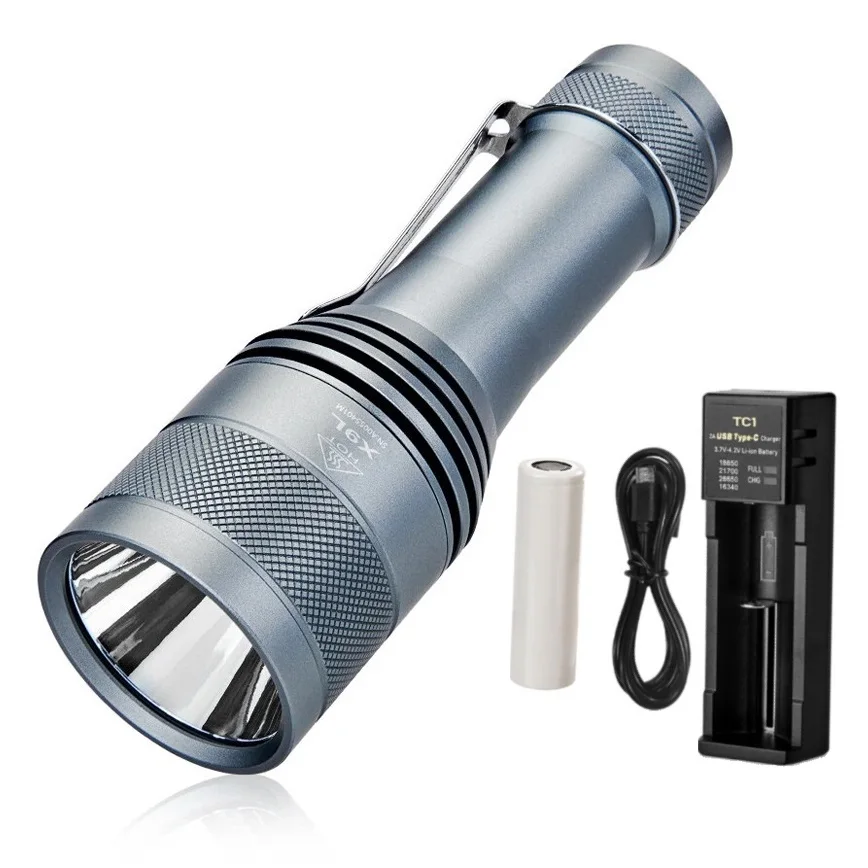 Фонарик Lumintop FW21 x9 l, фонарик, холодный белый свет, SBT90.2 6500 люмен, длинный луч, расстояние 810 метра, тактическая фонарь, аккумулятор 21700
Фонарик Lumintop FW21 x9 l, фонарик, холодный белый свет, SBT90.2 6500 люмен, длинный луч, расстояние 810 метра, тактическая фонарь, аккумулятор 21700
