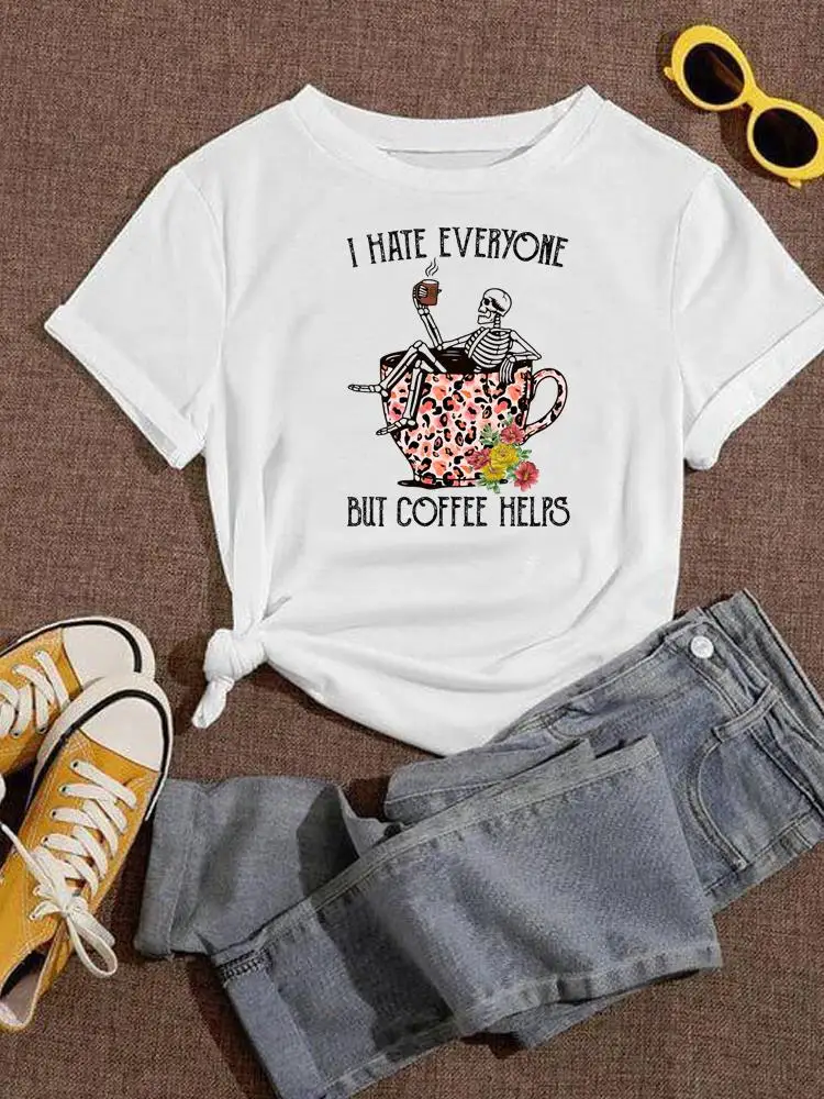 Кофейный череп, трендовая Милая модная женская футболка в стиле 90-х, летняя футболка с принтом, женская одежда, мультяшная Повседневная футболка, топ с графическим рисунком
Кофейный череп, трендовая Милая модная женская футболка в стиле 90-х, летняя футболка с принтом, женская одежда, мультяшная Повседневная футболка, топ с графическим рисунком