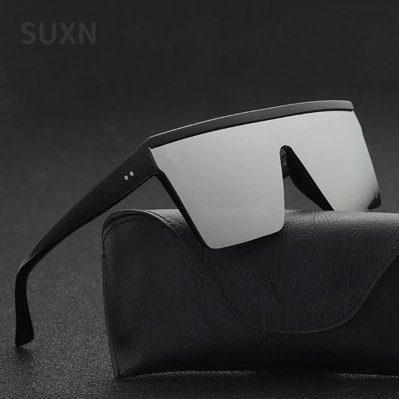 2022 Vintage Male Flat Top Sunglasses Men Brand Black Square Shades UV400 Gradient Sun Glasses For Men Cool One Piece Designer
2022 Vintage Male Flat Top Sunglasses Men Brand Black Square Shades UV400 Gradient Sun Glasses For Men Cool One Piece Designer