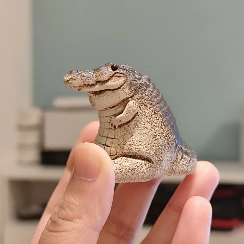 

Alligator Figurines Cute Small Crocodile Tea Pets Figurine Durable Resin Chubby Animal Lawn Desktop Ornament Accessories