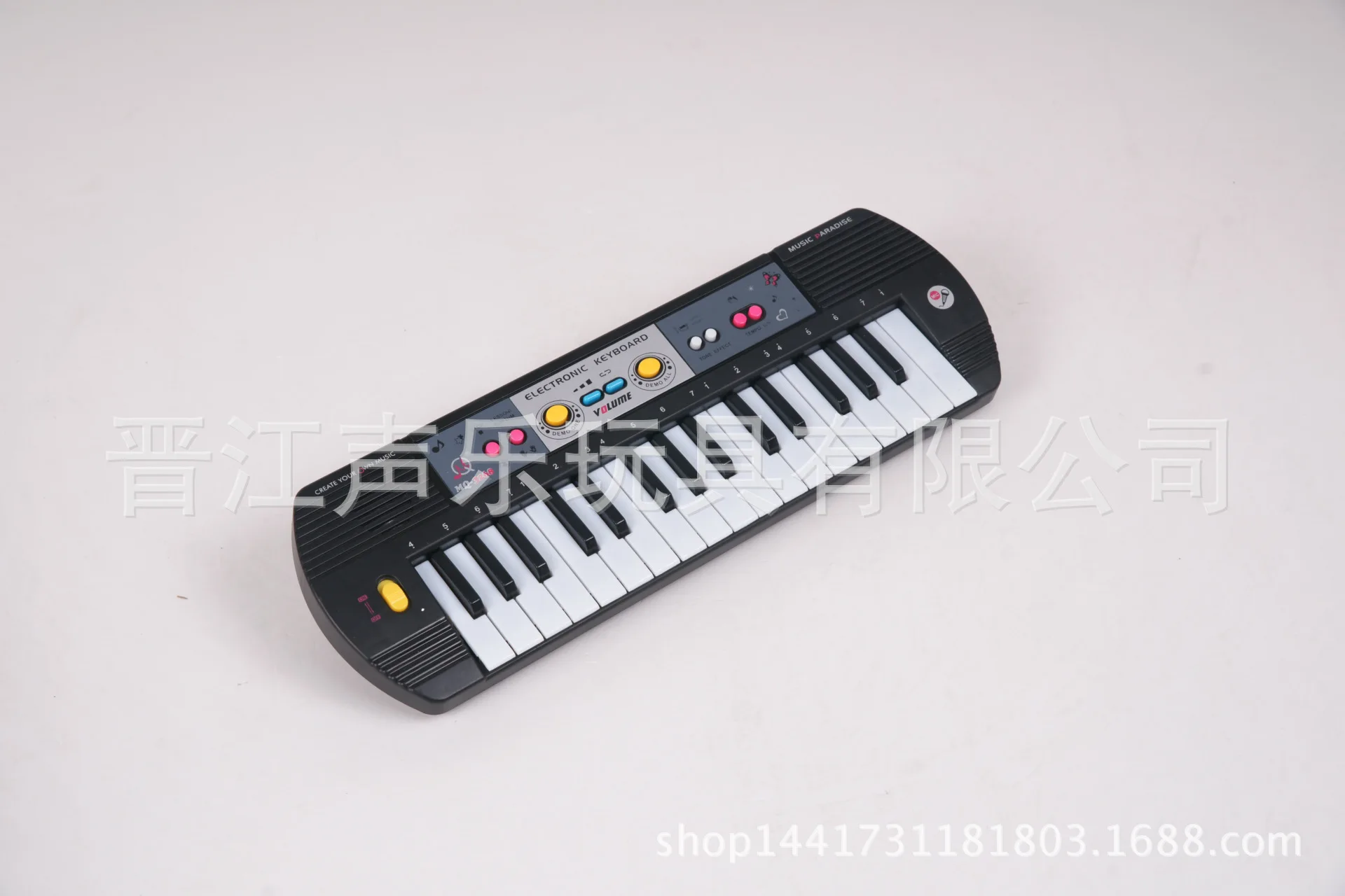 32 Keys Piano Musical Keyboard Music Instruments Children's Digital Electronic Organ Synthesizer for Kids
32 Keys Piano Musical Keyboard Music Instruments Children's Digital Electronic Organ Synthesizer for Kids