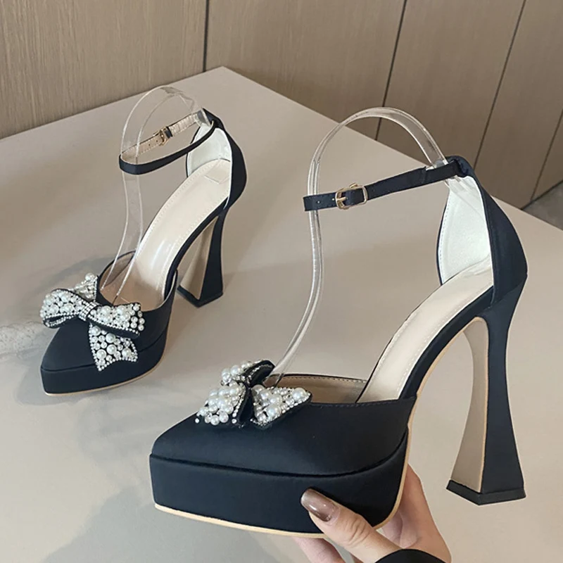 Liyke 2023 Spring Women Pumps Fashion Design White Pearl Bowknot High Heels Platform Sandals Pointed Toe Party Dress Shoes Lady
Liyke 2023 Spring Women Pumps Fashion Design White Pearl Bowknot High Heels Platform Sandals Pointed Toe Party Dress Shoes Lady