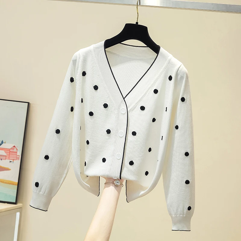 Women's Knitted Cardigan Polka Dots V Neck Sweater Women Long Sleeves Loose Thin Tops 2022 Autumn Korean Fashion Women Clothing
Women's Knitted Cardigan Polka Dots V Neck Sweater Women Long Sleeves Loose Thin Tops 2022 Autumn Korean Fashion Women Clothing