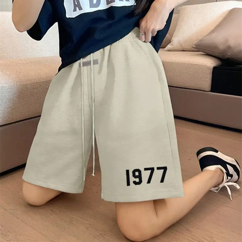 2023 summer new men's shorts streetwear outdoor men's and women's casual five-point pants cotton print number 1977 shorts
2023 summer new men's shorts streetwear outdoor men's and women's casual five-point pants cotton print number 1977 shorts
