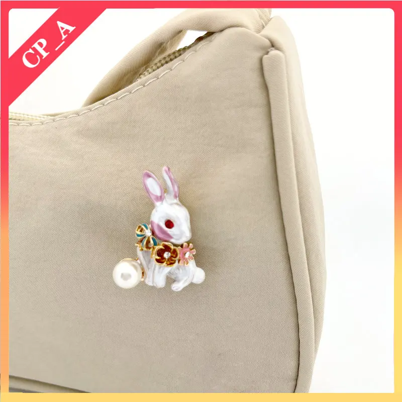 Cartoon Cute Pearl Bunny Brooch Cardigan Pin Button Clothes Badge Button Pin Corsage
Cartoon Cute Pearl Bunny Brooch Cardigan Pin Button Clothes Badge Button Pin Corsage