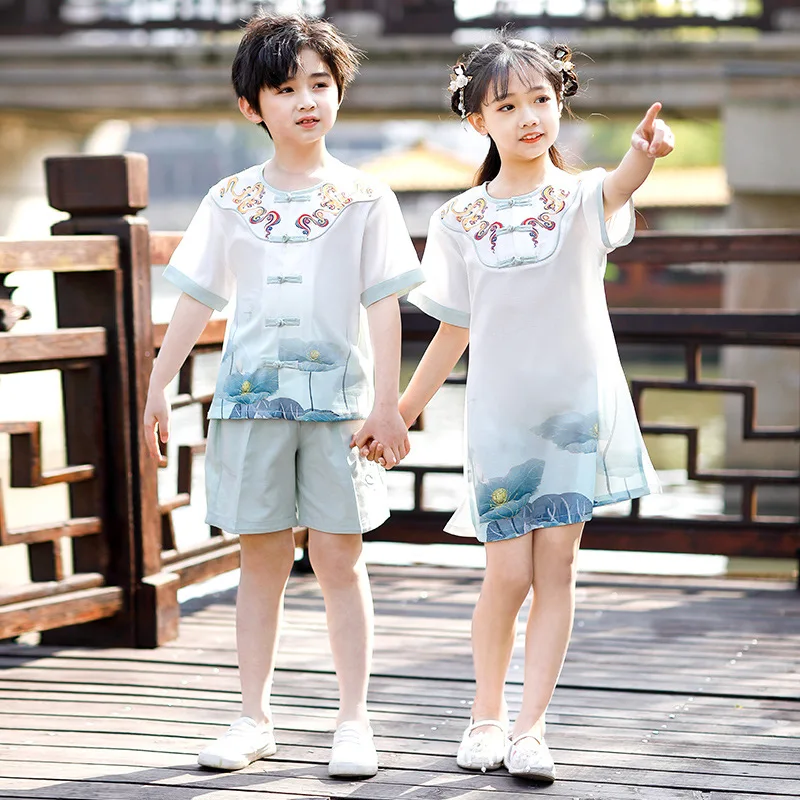 Summer New Boy And Girl Oriental Flower Print Hanfu Children Chinese Style Vintage Button Two Piece Suit Role Play Dress Costume
Summer New Boy And Girl Oriental Flower Print Hanfu Children Chinese Style Vintage Button Two Piece Suit Role Play Dress Costume