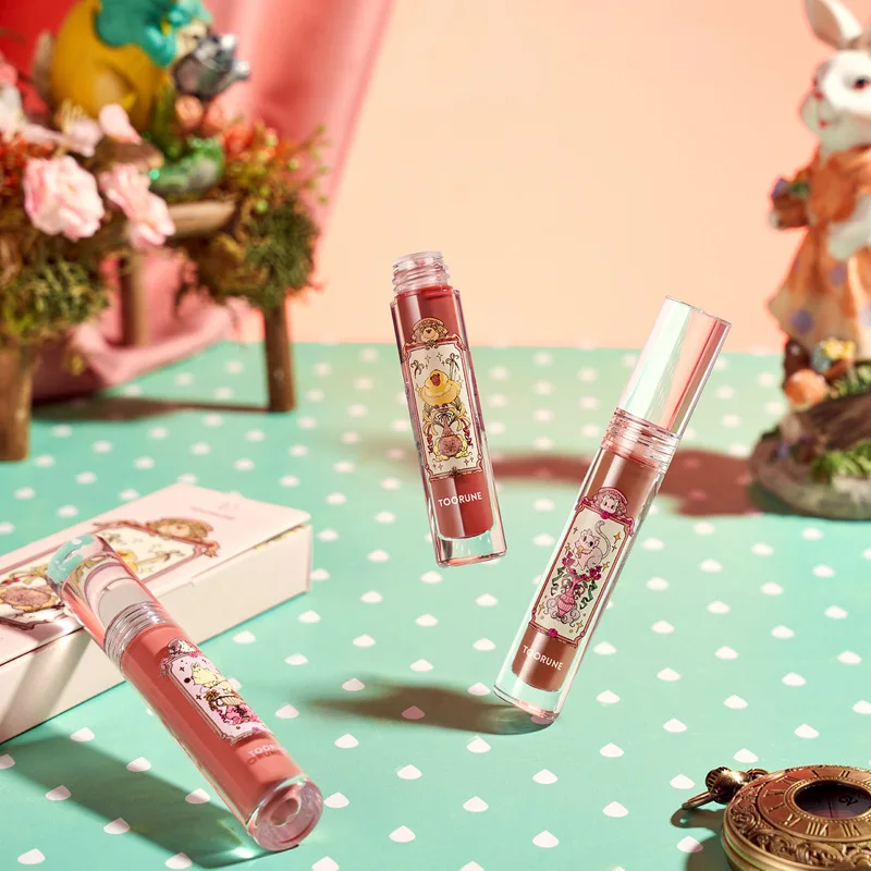 Toorune Peptide Run Magic Garden Water Refractive Lip Glaze Mirror Water Luminous Lip Gloss
Toorune Peptide Run Magic Garden Water Refractive Lip Glaze Mirror Water Luminous Lip Gloss