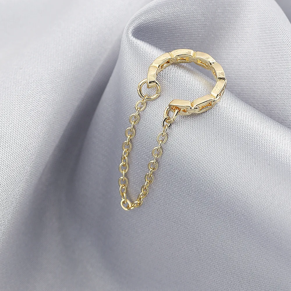 1Pcs Vintage Simple Metal Clip Earrings Chain Ear Hook for Women Simple Long Tassel Ear Cuff No Piercing Jewelry
1Pcs Vintage Simple Metal Clip Earrings Chain Ear Hook for Women Simple Long Tassel Ear Cuff No Piercing Jewelry