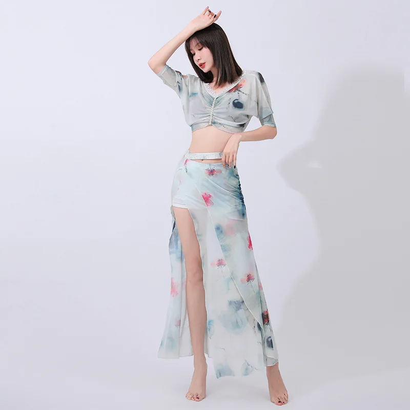 Женское кружевное платье для танца живота, танцевальный костюм со стразами и вышивкой
Женское кружевное платье для танца живота, танцевальный костюм со стразами и вышивкой