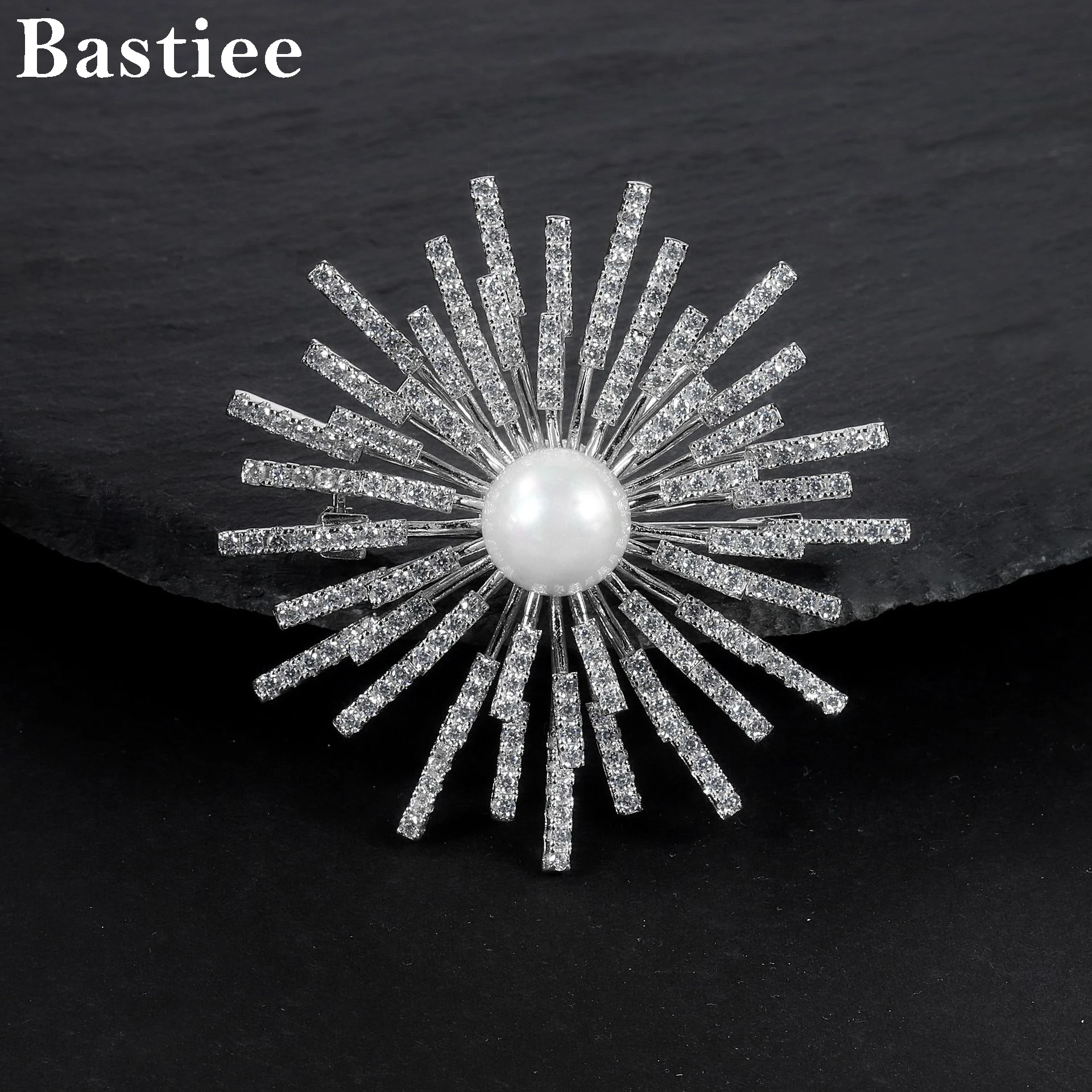 Bastiee Shell Pearl Brooch S925 Silver Retro Luxury Design Brooches for Women Broszka Damska Mother Gift
Bastiee Shell Pearl Brooch S925 Silver Retro Luxury Design Brooches for Women Broszka Damska Mother Gift