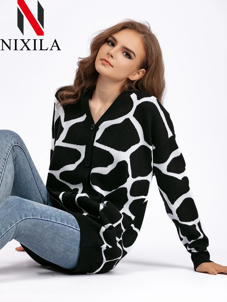 New In Winter Autumn Women's Knitted Cardigan Jacquard V-neck Long Sweater Elegant Loose Coat Long Sleeved Tops Ladies Clothes
New In Winter Autumn Women's Knitted Cardigan Jacquard V-neck Long Sweater Elegant Loose Coat Long Sleeved Tops Ladies Clothes