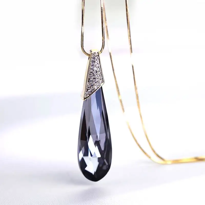 Large Crystal Sweater Chain Long Necklace New Fashion Jewelry Accessories with Water Drop Pendant High-end Luxury Jewelry
Large Crystal Sweater Chain Long Necklace New Fashion Jewelry Accessories with Water Drop Pendant High-end Luxury Jewelry