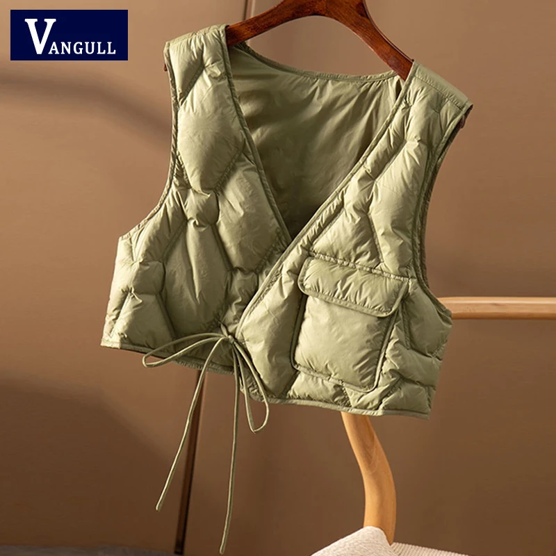 Vangull Vintage Green Short Vest Women Spring Autumn V-neck Warm Sleeveless Lightweight Vest Female Lace Up Pocket Outwear Vest
Vangull Vintage Green Short Vest Women Spring Autumn V-neck Warm Sleeveless Lightweight Vest Female Lace Up Pocket Outwear Vest