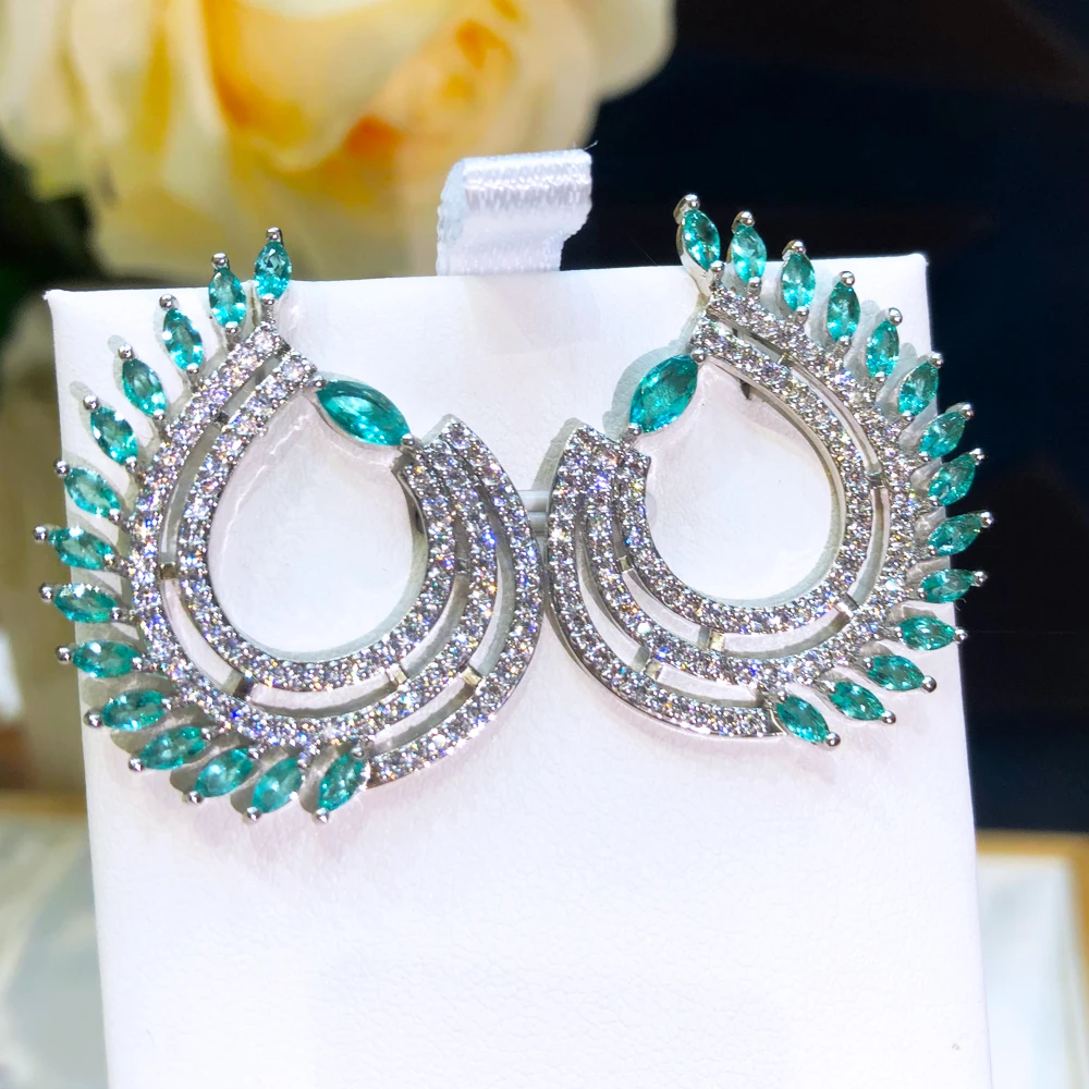Soramoore Brand Gorgeous Fashion Stud Earring Cubic Zirconia Party Geometric Jewelry Fashion Crystal Earrings For Women
Soramoore Brand Gorgeous Fashion Stud Earring Cubic Zirconia Party Geometric Jewelry Fashion Crystal Earrings For Women