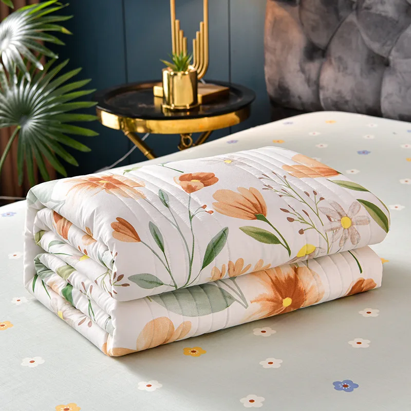 Washed cotton air conditioner quilt nap quilt summer cool quilt soft washable flowers Blanket
Washed cotton air conditioner quilt nap quilt summer cool quilt soft washable flowers Blanket