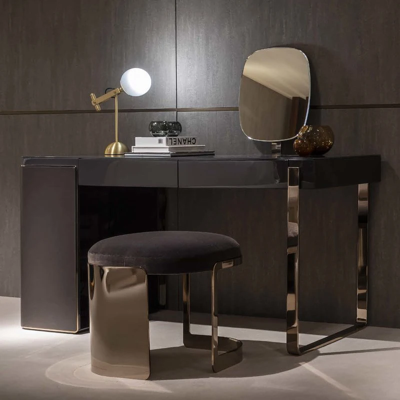 High quality luxury modern dressing table bedroom dressing table Italian Stainless Steel Designer dressing table
High quality luxury modern dressing table bedroom dressing table Italian Stainless Steel Designer dressing table