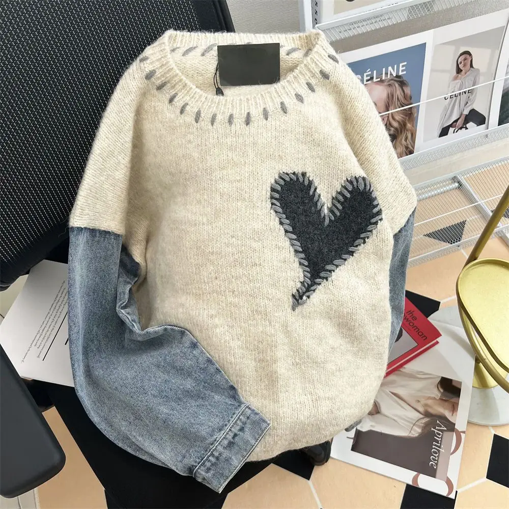 Retro Lazy Style Denim Stitching Ladies Sweater Jacket Autumn Round Neck Long Sleeve Loose Chic High-End Soft Waxy Knit
Retro Lazy Style Denim Stitching Ladies Sweater Jacket Autumn Round Neck Long Sleeve Loose Chic High-End Soft Waxy Knit