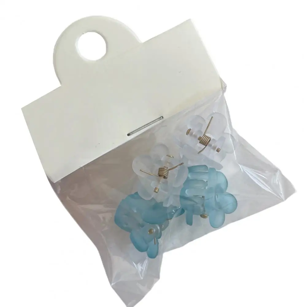 Attractive Hair Claw Clip Non-slip 8 Styles Cute Flower Hair Clip Acrylic Claw Clip for Children 
Attractive Hair Claw Clip Non-slip 8 Styles Cute Flower Hair Clip Acrylic Claw Clip for Children