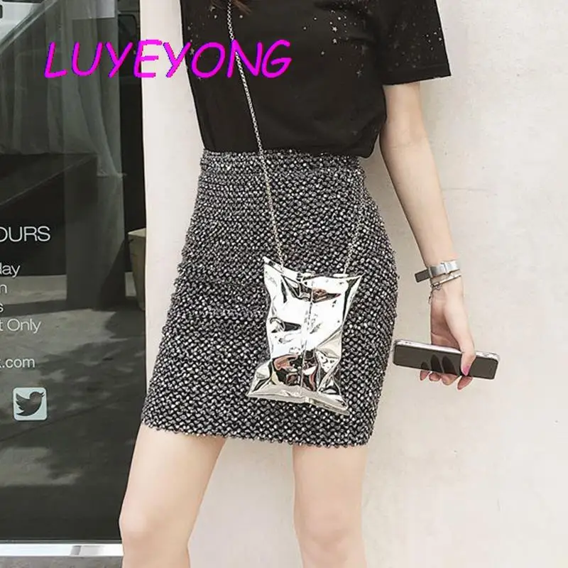 Mujer Korean Sexy Skirts Y2k Girl Bandage Gold Sliver Black Vintage Shining Sequin Skirt Lady Bodycon Elastic Mini Party Wear
Mujer Korean Sexy Skirts Y2k Girl Bandage Gold Sliver Black Vintage Shining Sequin Skirt Lady Bodycon Elastic Mini Party Wear