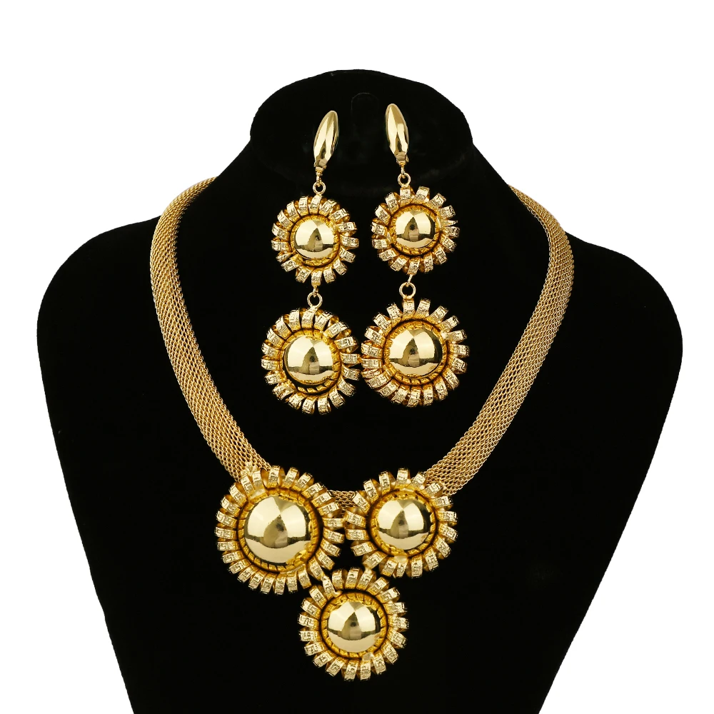 Dubai Gold Color High Quality Jewelry Women's Necklace Earrings Set Flower Shape Design Fashion Classic Wedding Anniversary
Dubai Gold Color High Quality Jewelry Women's Necklace Earrings Set Flower Shape Design Fashion Classic Wedding Anniversary