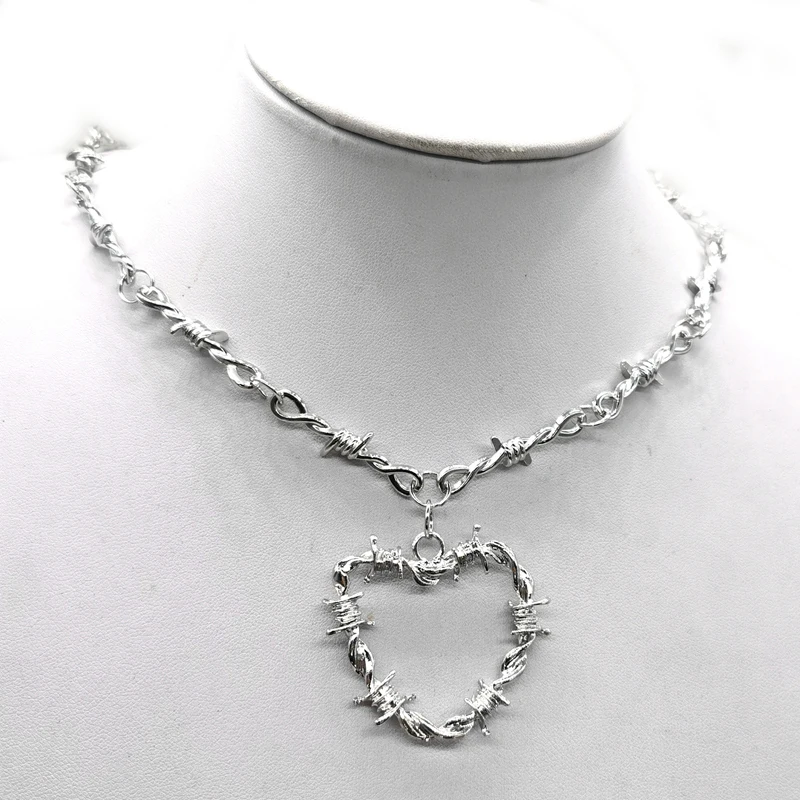 New Love Wire Barbed Necklace Ladies Hip Hop Gothic Punk Style Small Thorns Chain Necklace Gift High Quality Silver Jewelry
New Love Wire Barbed Necklace Ladies Hip Hop Gothic Punk Style Small Thorns Chain Necklace Gift High Quality Silver Jewelry