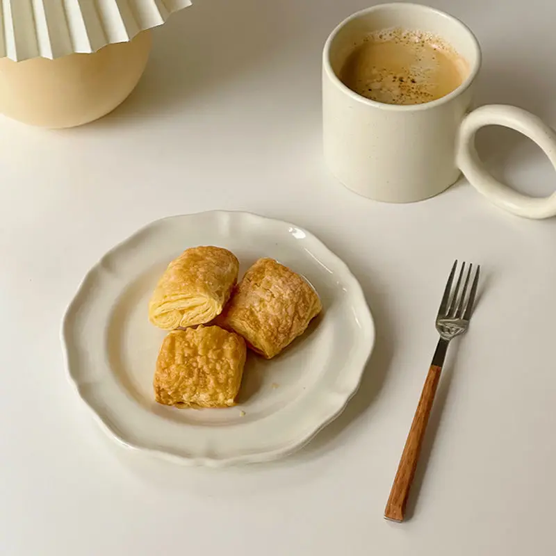 Vintage Minimalist French Ceramic High Value Ins Dessert Salad Pasta Plate Western Food Plate
Vintage Minimalist French Ceramic High Value Ins Dessert Salad Pasta Plate Western Food Plate