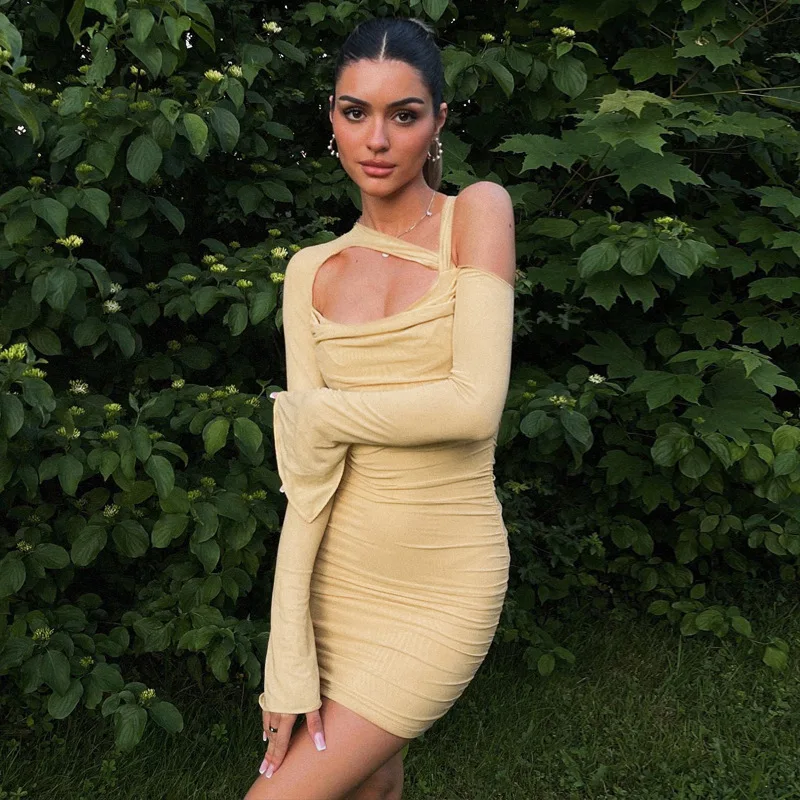 Внешняя торговля, Новинка лета 2022, Лидер продаж, женское облегающее платье на бедрах с сетчатыми вставками и вырезами, оптовая продажа
Внешняя торговля, Новинка лета 2022, Лидер продаж, женское облегающее платье на бедрах с сетчатыми вставками и вырезами, оптовая продажа