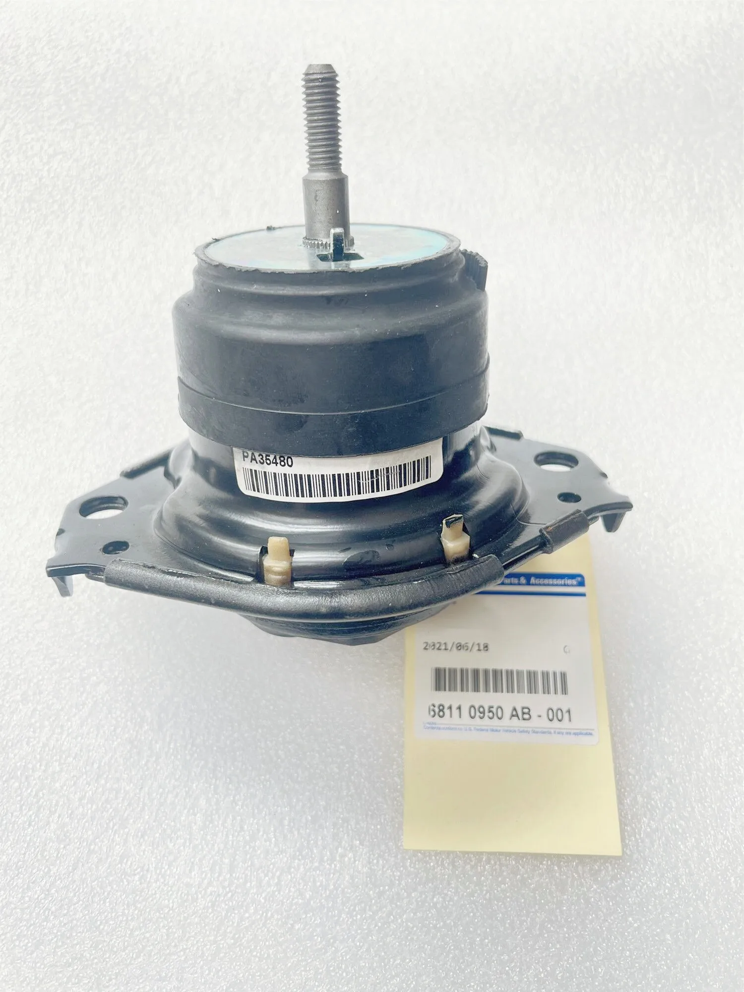 Опора двигателя (изолятор/опорная Подушка двигателя) 68110950AB, 68110950AC, 682518aa Применимо к: 3,0 л, 3,6 л Jeep Grand Cherokee 20
Опора двигателя (изолятор/опорная Подушка двигателя) 68110950AB, 68110950AC, 682518aa Применимо к: 3,0 л, 3,6 л Jeep Grand Cherokee 20