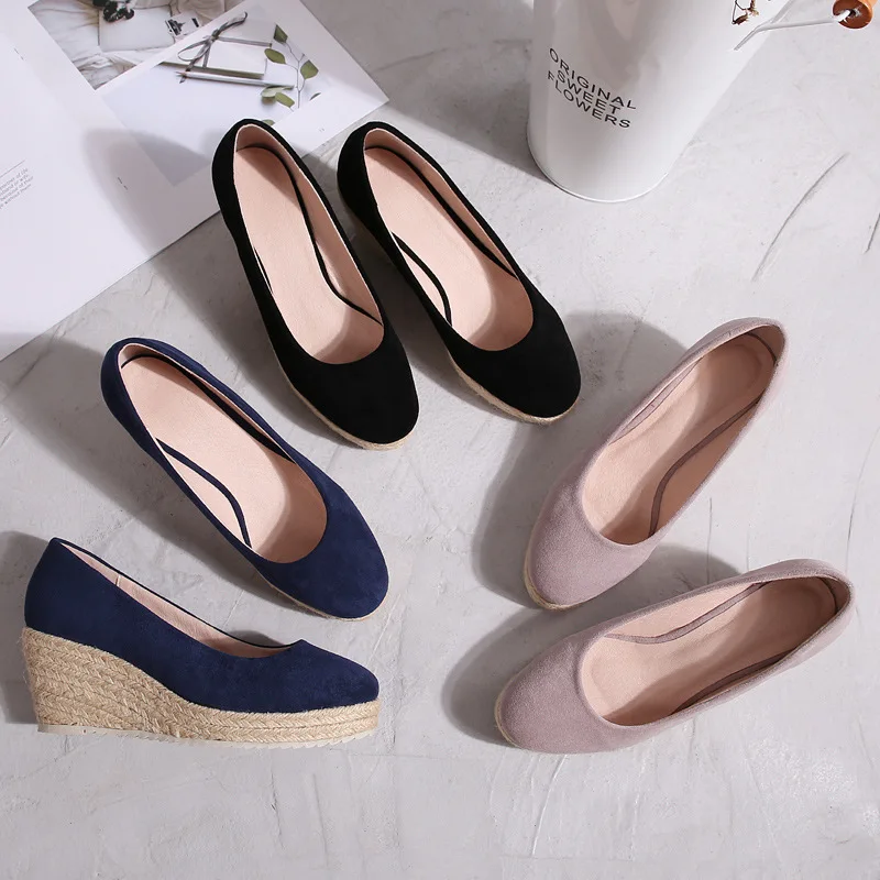 2022 Fashion Wedges Shoes Women High Heels Elegant Ladies Party Shoes Brand Women Pumps Wedge Heel 7cm Big Size 42 41 - 34
2022 Fashion Wedges Shoes Women High Heels Elegant Ladies Party Shoes Brand Women Pumps Wedge Heel 7cm Big Size 42 41 - 34