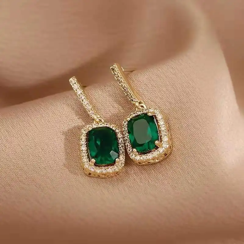 S925 Серебряные иглы, Зеленый Изумруд стразы, маленький простой классный качественный набор с бриллиантами, Геометрические Квадратные серьг...
S925 Серебряные иглы, Зеленый Изумруд стразы, маленький простой классный качественный набор с бриллиантами, Геометрические Квадратные серьг...
