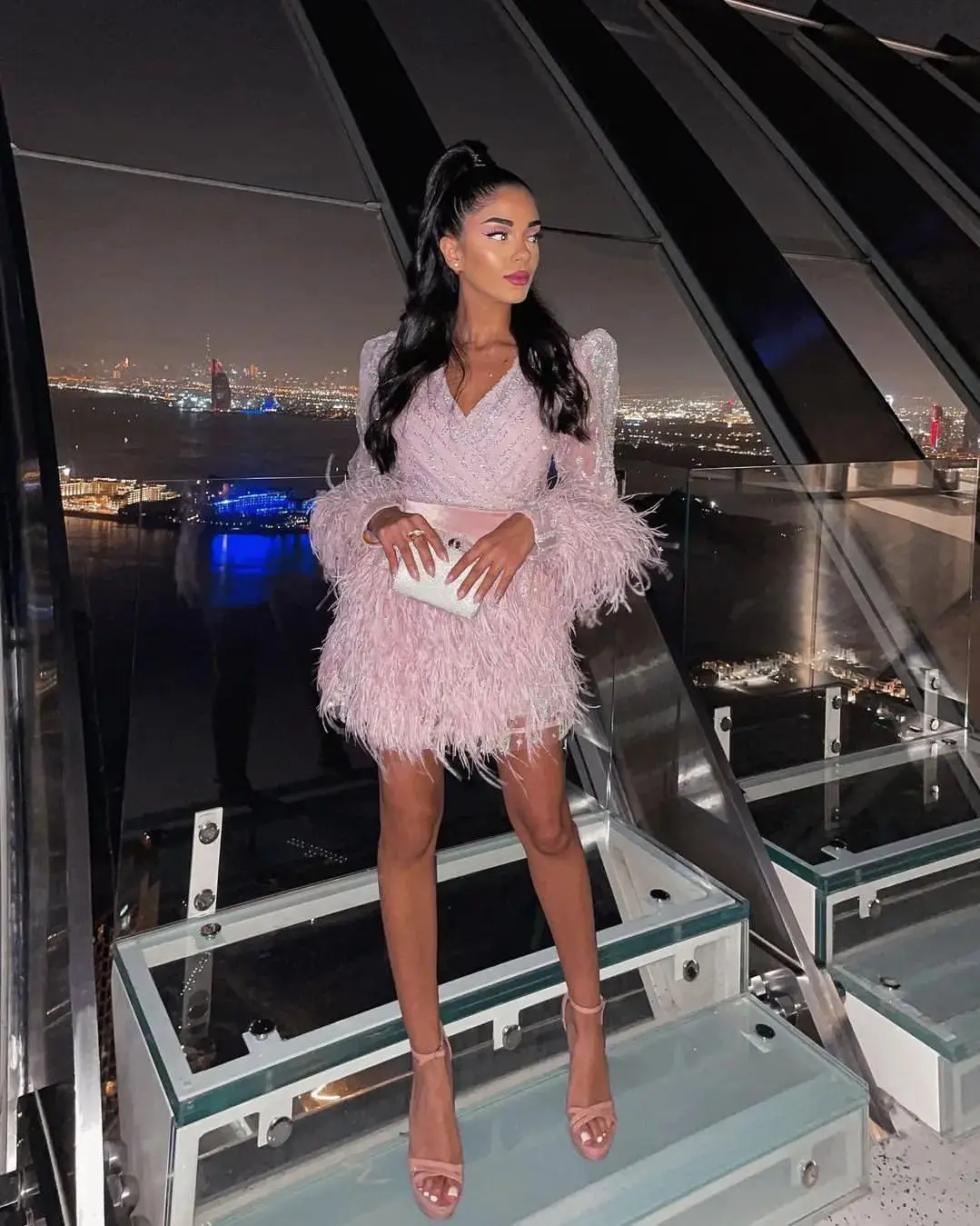 Formal Occasion Dresses Women's Fashion V-neck Mini Skirt Feather Design Prom Dresses Can be Customized Vestidos De Graduación
Formal Occasion Dresses Women's Fashion V-neck Mini Skirt Feather Design Prom Dresses Can be Customized Vestidos De Graduación