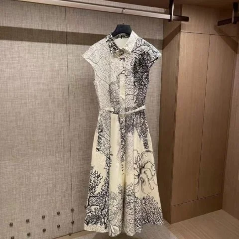 Original 2022 Spring New Top Quality Cotton Under The Sea Octopus Print Sleeveless Woman Waist Mini Dress
Original 2022 Spring New Top Quality Cotton Under The Sea Octopus Print Sleeveless Woman Waist Mini Dress