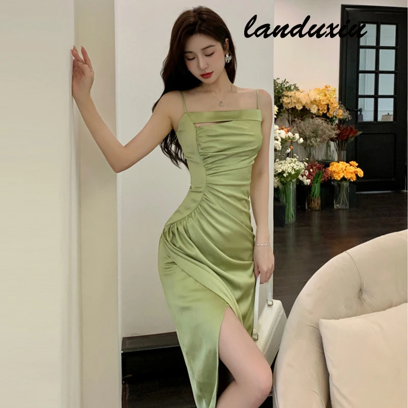 Landuxiu Autumn 2022 New Sexy Satin Waist Slimming Irregular Strapless Halter lacing Back Silk Halter Holiday Dress
Landuxiu Autumn 2022 New Sexy Satin Waist Slimming Irregular Strapless Halter lacing Back Silk Halter Holiday Dress