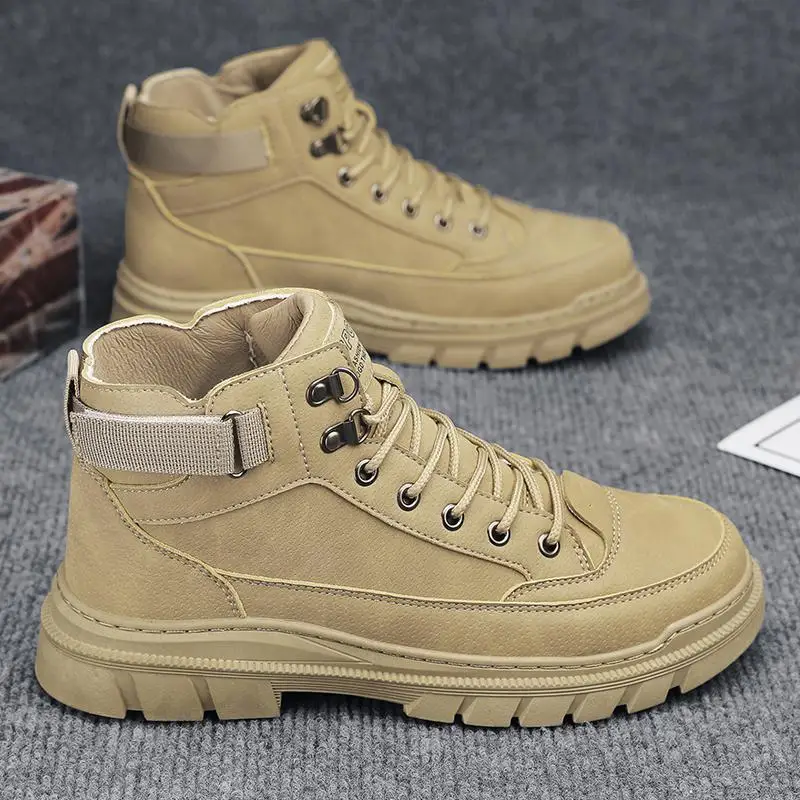 Мужские осенние высокие рабочие ботинки в стиле пустыни, зеленые повседневные мотоциклетные ботинки в британском стиле на платформе, увеличивающие рост
Мужские осенние высокие рабочие ботинки в стиле пустыни, зеленые повседневные мотоциклетные ботинки в британском стиле на платформе, увеличивающие рост