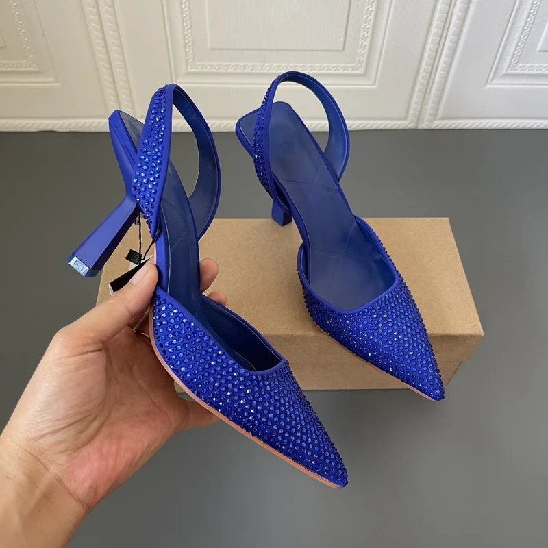 2022 Pointed Toe Mules Shoes Woman Stilettos Back Strap Sexy High Heels Black Hot Drill Rhinestones Summer Party Ladies Sadals
2022 Pointed Toe Mules Shoes Woman Stilettos Back Strap Sexy High Heels Black Hot Drill Rhinestones Summer Party Ladies Sadals