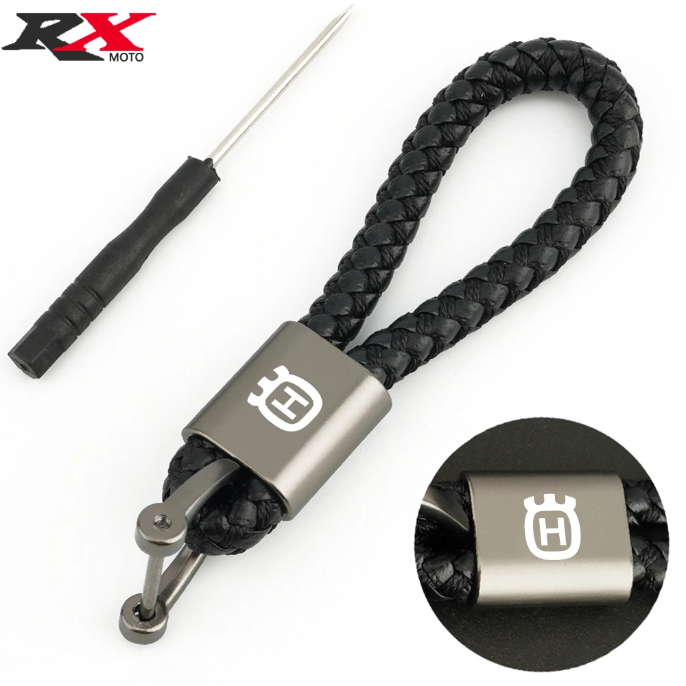 Motorcycle Horseshoe Metal Carabiner Keyring Scooter Braided Keychain For Husqvarna WRE 125 Vitpilen 701 Svartpilen Nuda SM 449
Motorcycle Horseshoe Metal Carabiner Keyring Scooter Braided Keychain For Husqvarna WRE 125 Vitpilen 701 Svartpilen Nuda SM 449