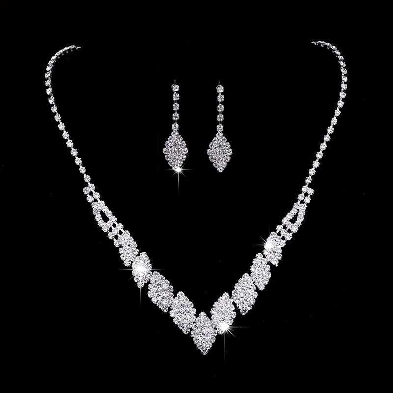 Bridal Jewelry Sets Pendant For Women Tassel Silver Metal Pear Shiny Rhinestones Luxury Party Wedding Fashion Accessories
Bridal Jewelry Sets Pendant For Women Tassel Silver Metal Pear Shiny Rhinestones Luxury Party Wedding Fashion Accessories