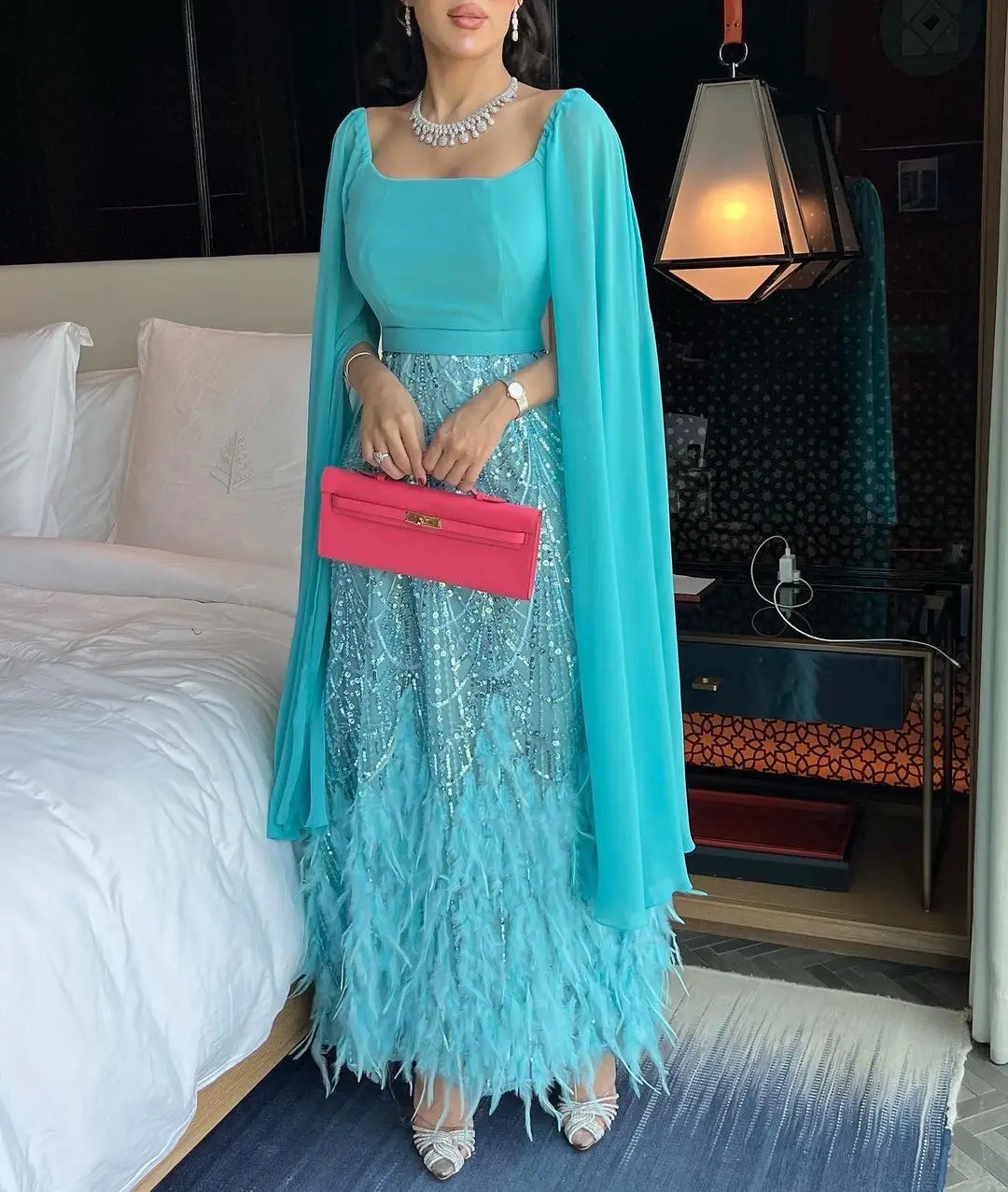 Fashionvane Dubai Women Wear Luxury Prom Dresses Sequins Feathers Pageant Party Evening Gowns Flutters Sleeves Vestidos Arabia
Fashionvane Dubai Women Wear Luxury Prom Dresses Sequins Feathers Pageant Party Evening Gowns Flutters Sleeves Vestidos Arabia