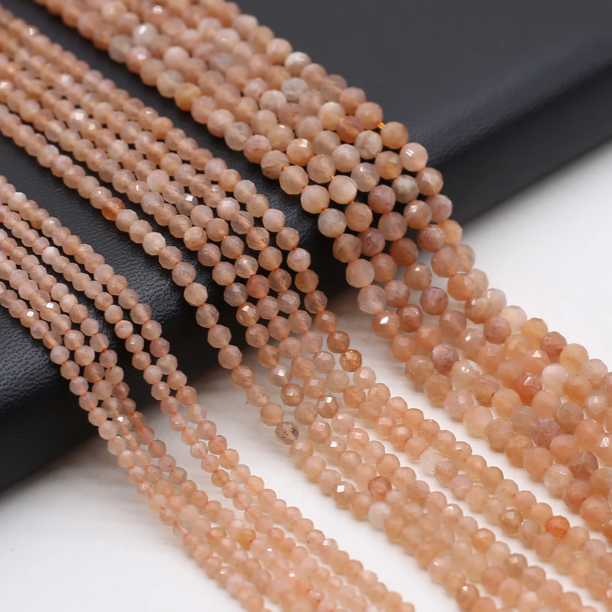 Natural Stone Beads Sun-Stone Faceted Small Beads For Jewelry Making DIY Necklace Bracelet Earrings Accessory
Natural Stone Beads Sun-Stone Faceted Small Beads For Jewelry Making DIY Necklace Bracelet Earrings Accessory