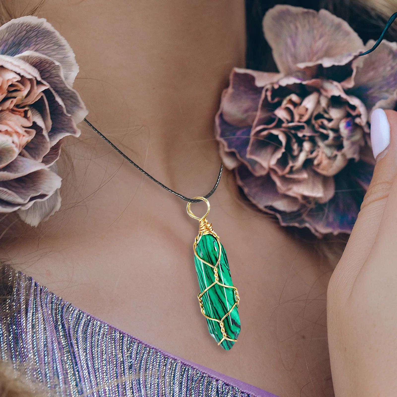 Подвески из натурального кварца в форме пули, 24 шт.
Подвески из натурального кварца в форме пули, 24 шт.