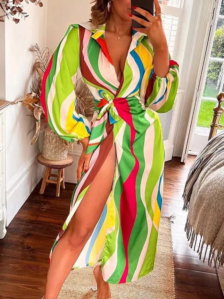 Женское летнее платье-миди с длинным рукавом и отложным воротником
Женское летнее платье-миди с длинным рукавом и отложным воротником