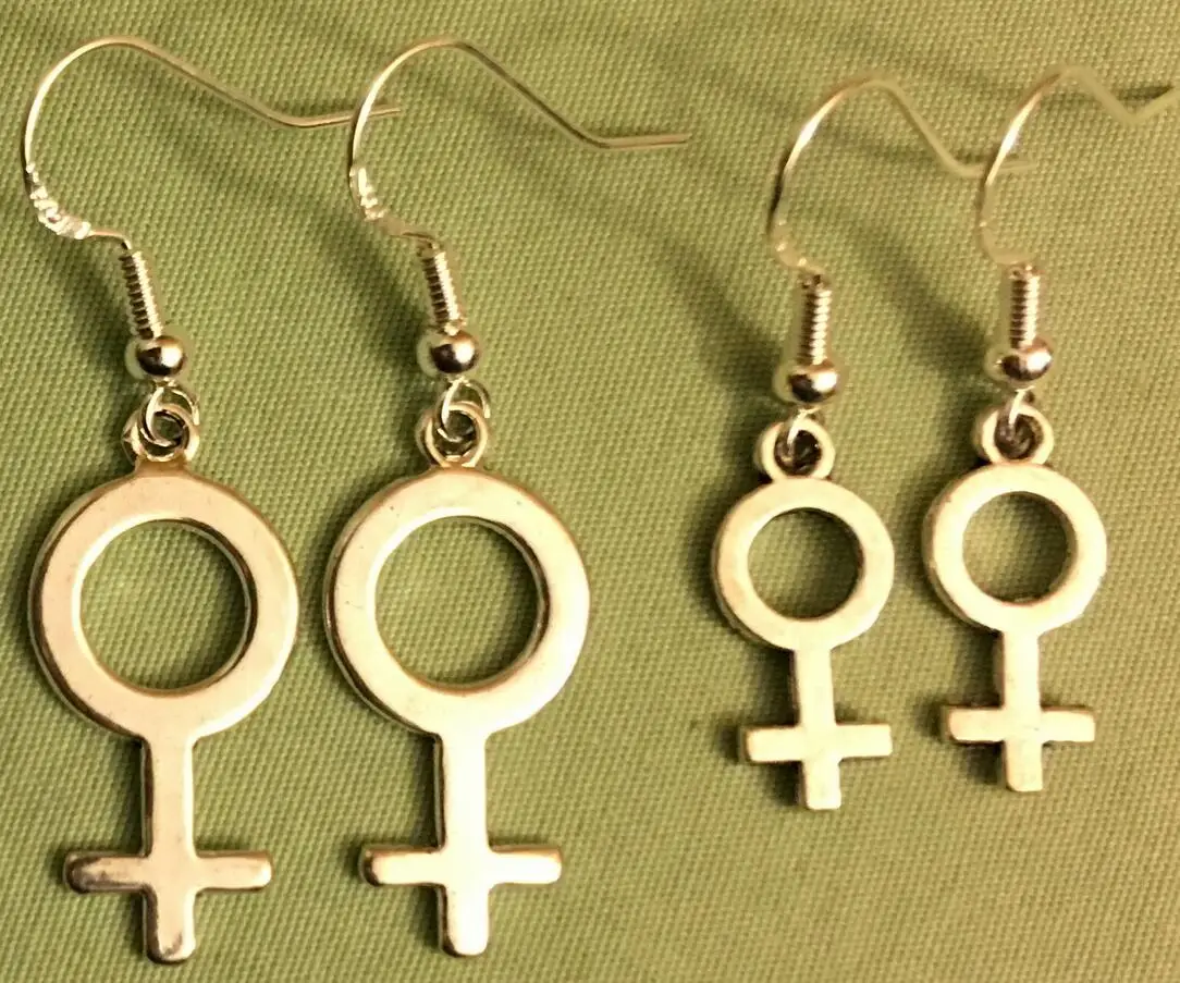 Women VENUS SYMBOL Drop Dangle Earrings Hook Charm Punk Gothic Statement Female Symbol Gender Feminist Jewelry Feminism Bijoux
Women VENUS SYMBOL Drop Dangle Earrings Hook Charm Punk Gothic Statement Female Symbol Gender Feminist Jewelry Feminism Bijoux