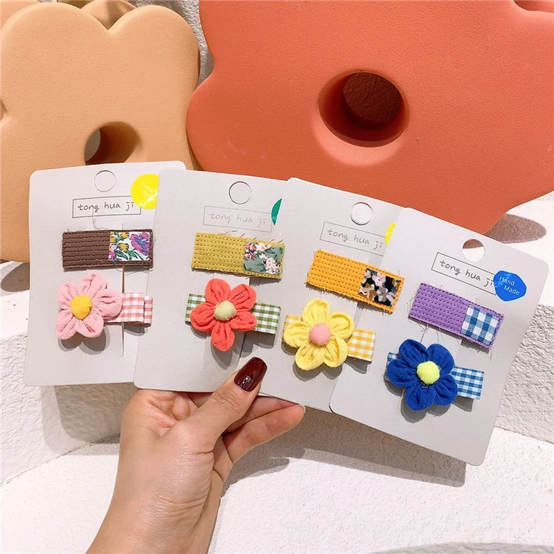 Заколка для волос в Корейском стиле для девочек, простой милый квадратный зажим для волос с цветами в клетку из ткани, модные аксессуары для ...
Заколка для волос в Корейском стиле для девочек, простой милый квадратный зажим для волос с цветами в клетку из ткани, модные аксессуары для ...