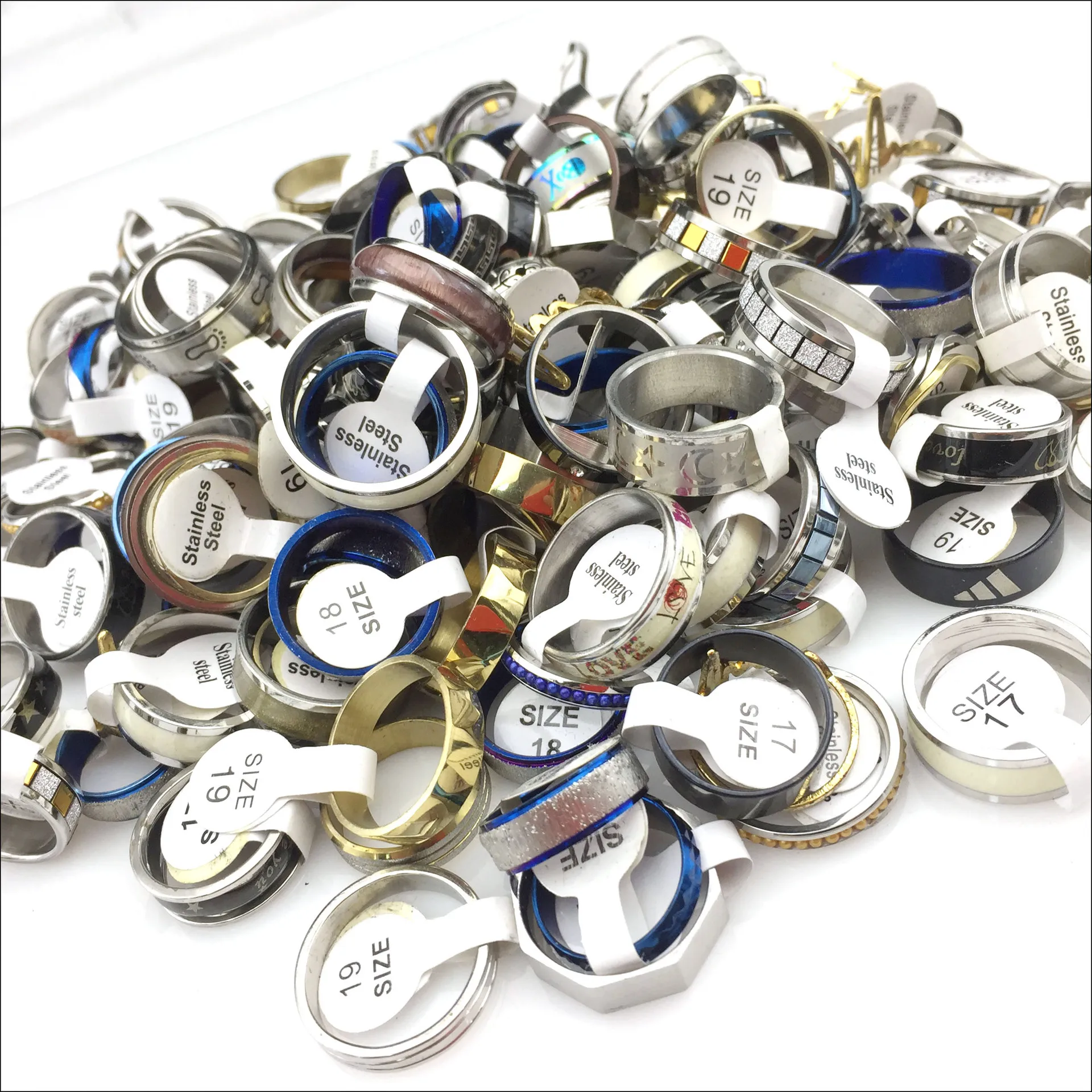 50pcs/lots Top Men's Women's Rings Stainless Steel Fashion Jewelry Party Gifts Wedding Ring Mix Styles Dropship
50pcs/lots Top Men's Women's Rings Stainless Steel Fashion Jewelry Party Gifts Wedding Ring Mix Styles Dropship