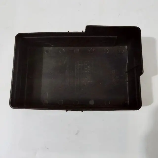 Auto Replacement Parts OE Number 91862-V3310 for JAC Refine Cover of the fuse box 
Auto Replacement Parts OE Number 91862-V3310 for JAC Refine Cover of the fuse box